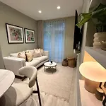 Stunning 1 Bed Apartment Near Fulham Tube
